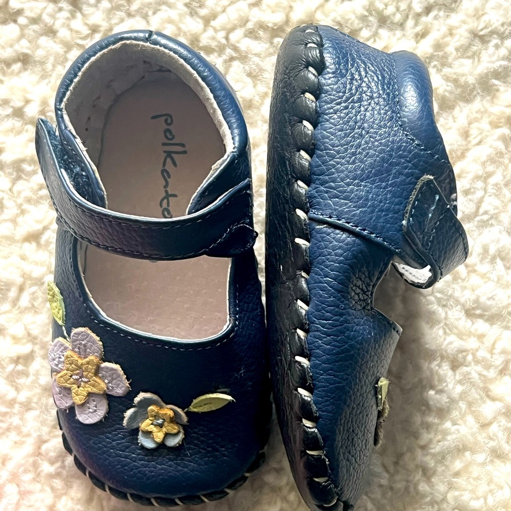 Vintage Polkatots leather baby girl size 4 Mary Jane shoes